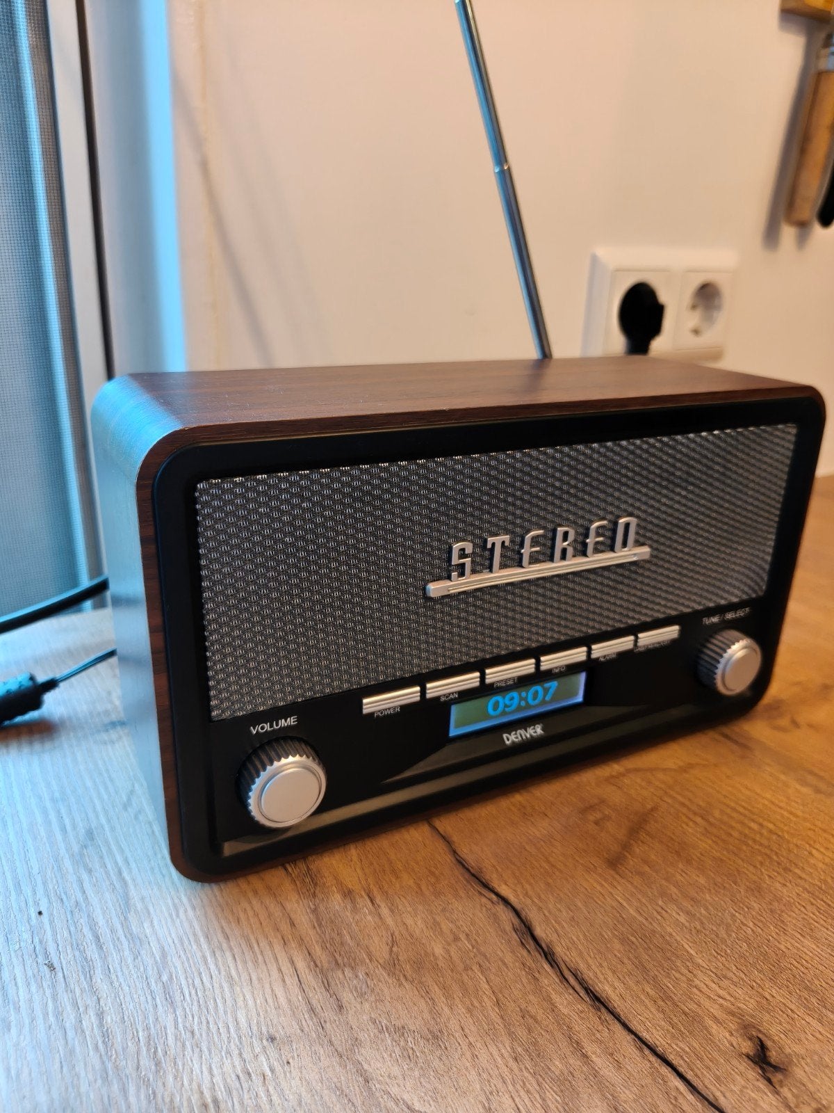 Denver Retro Houten FM/DAB/DAB+ Radio met Bluetooth, Audio, Tv en Foto, Radio's, Ophalen of Verzenden, Zo goed als nieuw, Radio