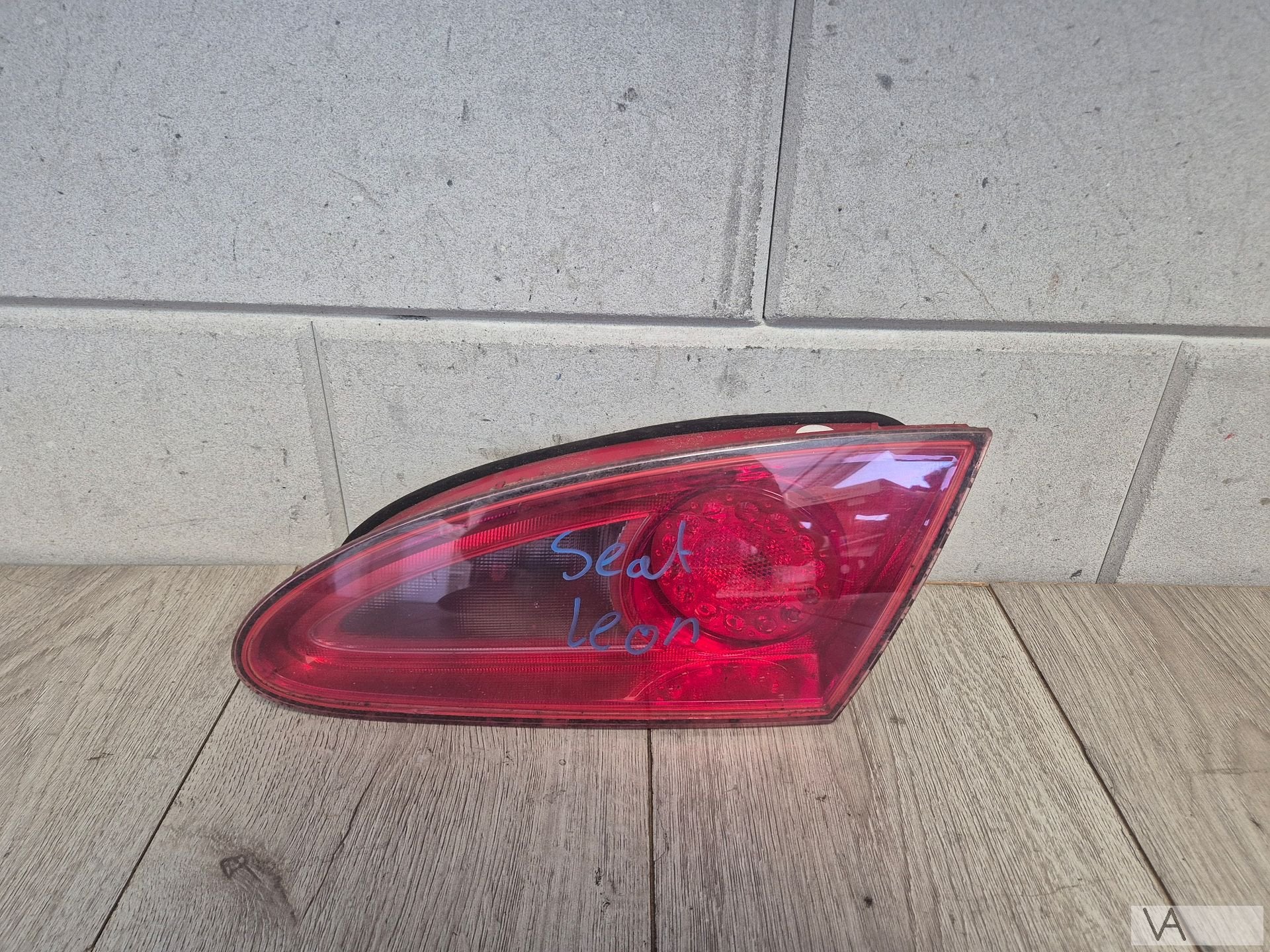 Achterlicht rechts op klep van Seat Leon 1p 2005 - 2009 €50, Auto-onderdelen, Gebruikt, -, -, Ophalen of Verzenden