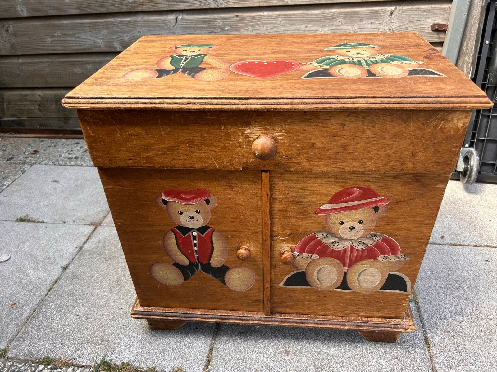 Houten kistje met Cherry Terry beertjes, lade en deurtjes, Antiek en Kunst, Ophalen of Verzenden