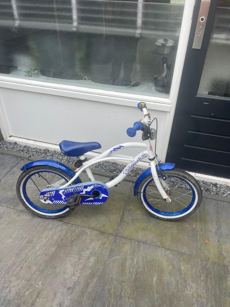 Stoere 16 inch kinderfiets - Wit/Blauw, Fietsen en Brommers, Fietsen | Kinderfietsjes, Ophalen, Gebruikt, Terugtraprem, 16 tot 20 inch