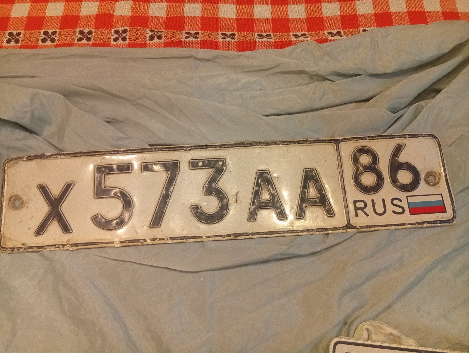 Russisch kenteken X 573 AA 86, Ophalen of Verzenden