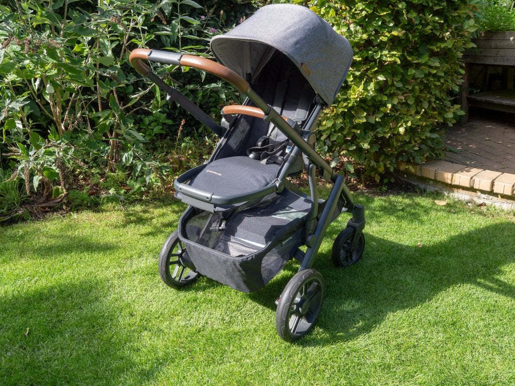 Uppababy Vista V2 kinderwagen combi Greyson + voetenzak, Gebruikt, Combiwagen, Met reiswieg, Ophalen