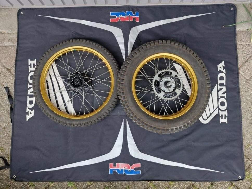 TLR200  RTL250s, Motoren, Ophalen of Verzenden
