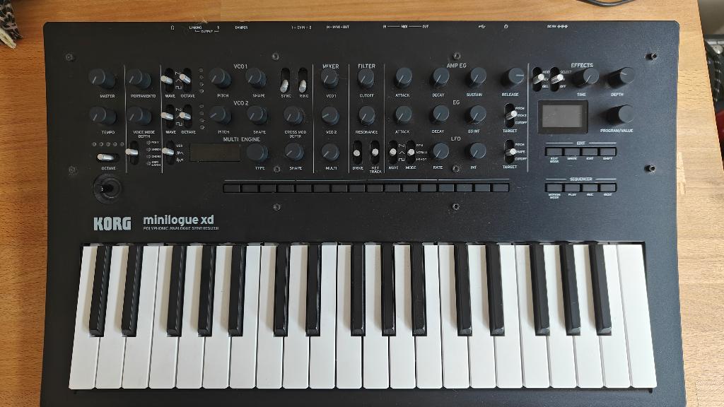 Korg Minilogue XD - Polyfone Analoge Synthesizer, Muziek en Instrumenten, Synthesizers, Ophalen, Zo goed als nieuw, Overige aantallen