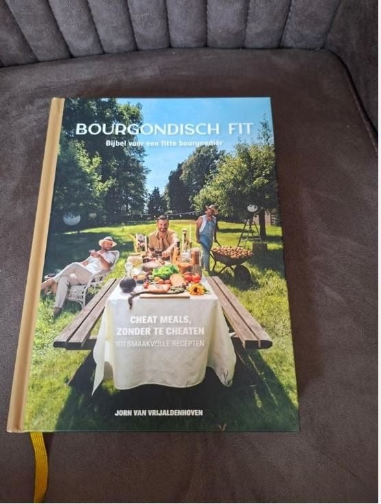 Jorn van Vrijaldenhoven - Bourgondisch Fit, Ophalen of Verzenden, Zo goed als nieuw