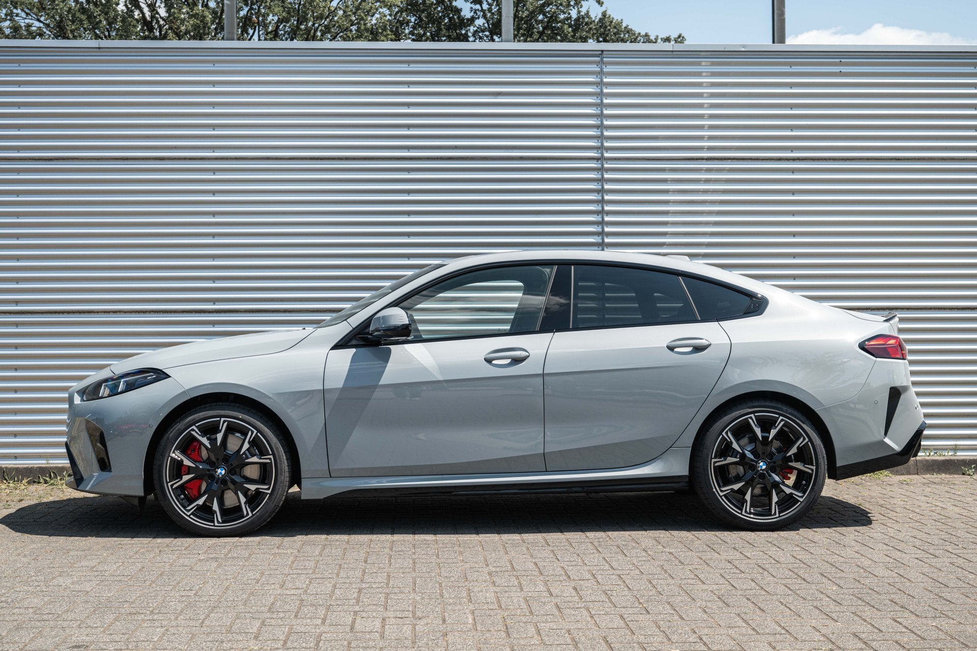 BMW 2 Serie Gran Coupé 220 M Sport Automaat / Panoramadak /, Zwart, 156 pk, Bedrijf, 3 cilinders