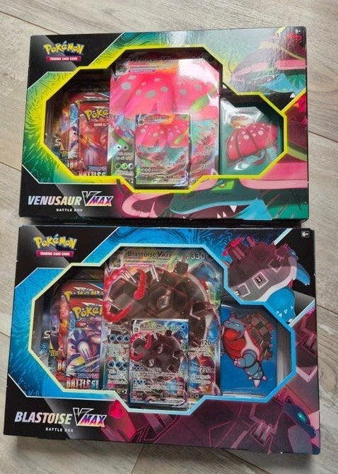 Pokémon VMAX Battle Box Blastoise & Venusaur (set), Verzenden, Nieuw, Boosterbox