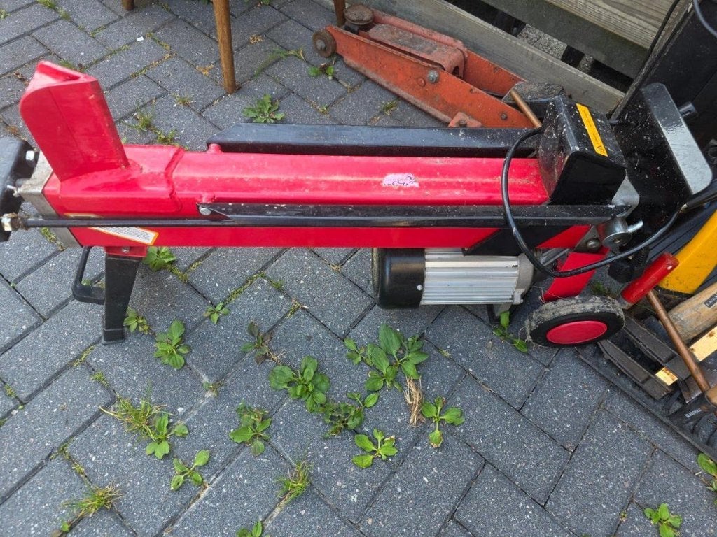 Rood, Zo goed als splinternieuw - Elektrische Houtklover, Ophalen, Nieuw, Handmatig