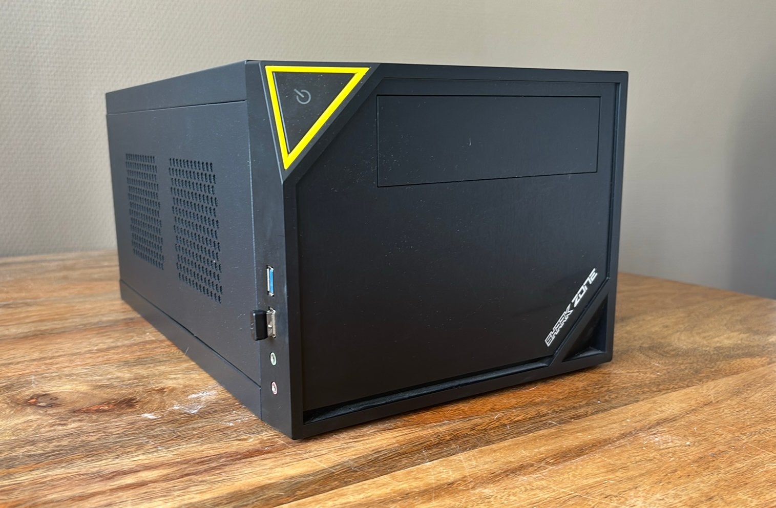 ASRock Mini gaming pc Intel® Core™ i5-11400F - 6 Cores, Ophalen of Verzenden, Zo goed als nieuw, Gaming, SSD