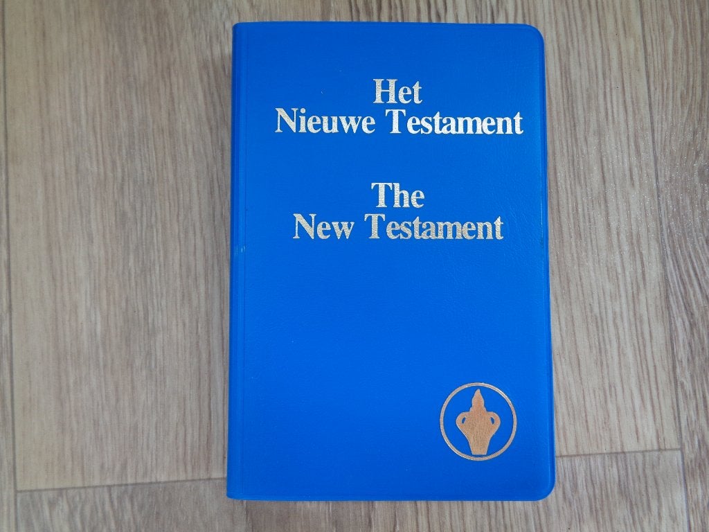 parallelbijbeltje blauw Nieuwe Testament NBG en NIV BIJBEL, Boeken, Godsdienst en Theologie, Ophalen of Verzenden, Zo goed als nieuw