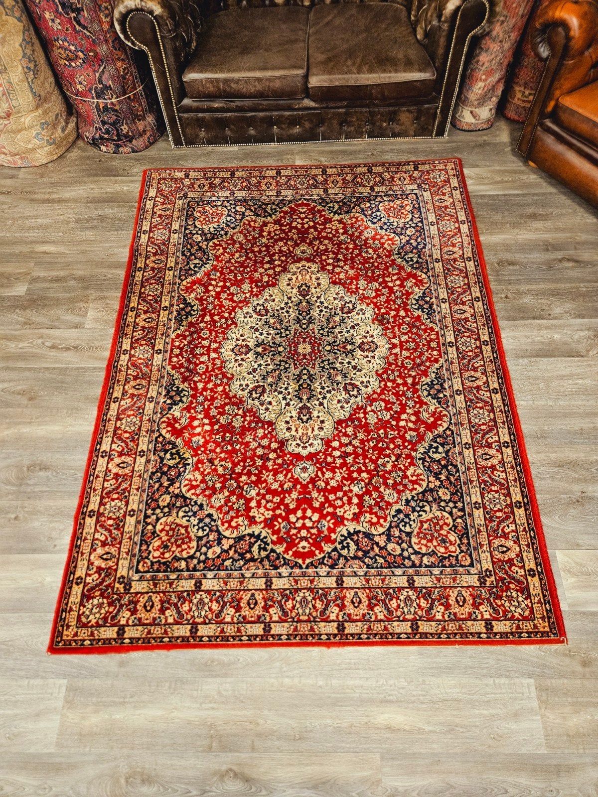 Perzisch Tapijt. prachtige kleuren en patronen! Weg = Weg!, Huis en Inrichting, Stoffering | Tapijten en Kleden, Perzisch, 200 cm of meer