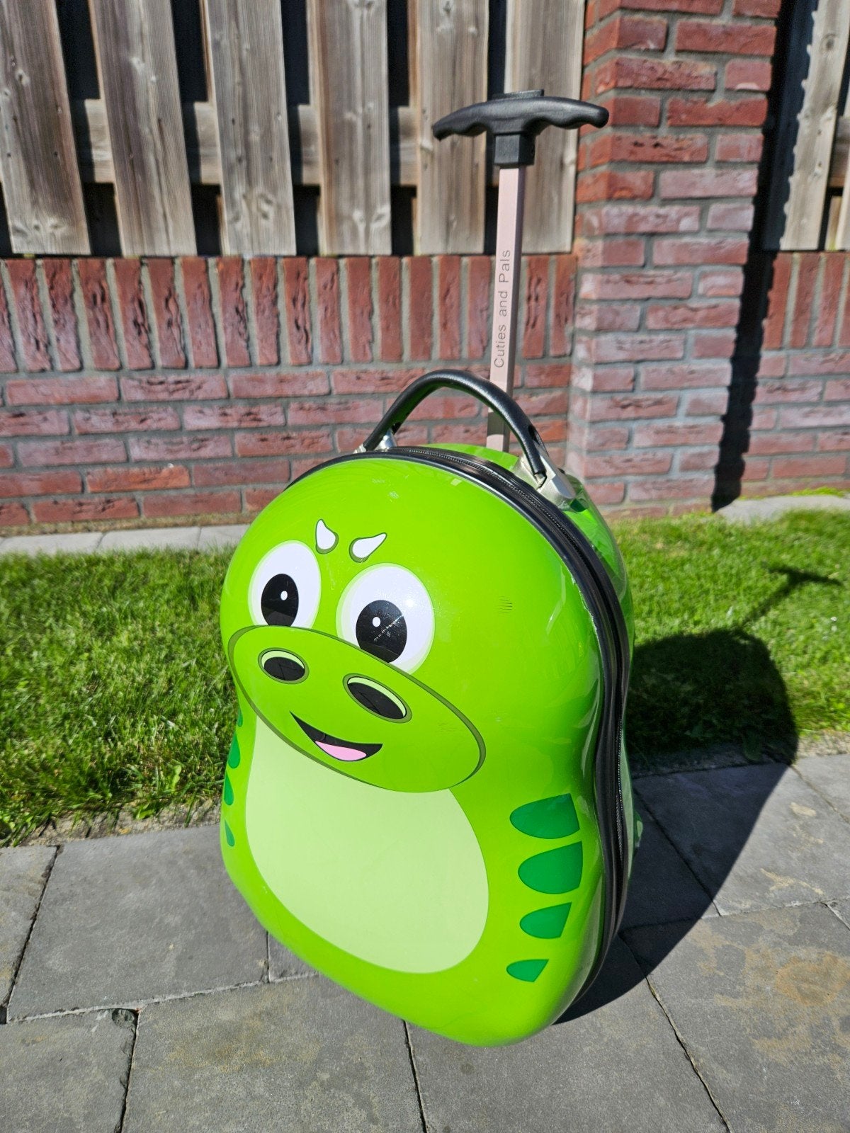 Cuties and Pals kinderkoffer, Ophalen, Gebruikt, Hard kunststof, Minder dan 50 cm