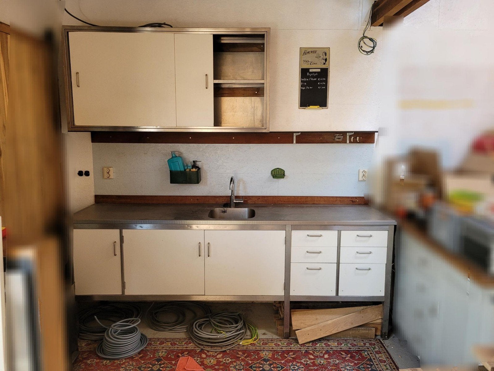 Compacte (horeca) keuken met spoelbak en opbergruimte, Huis en Inrichting, Keuken | Complete keukens, Ophalen, Gebruikt, Wit, Enkelwandige keuken