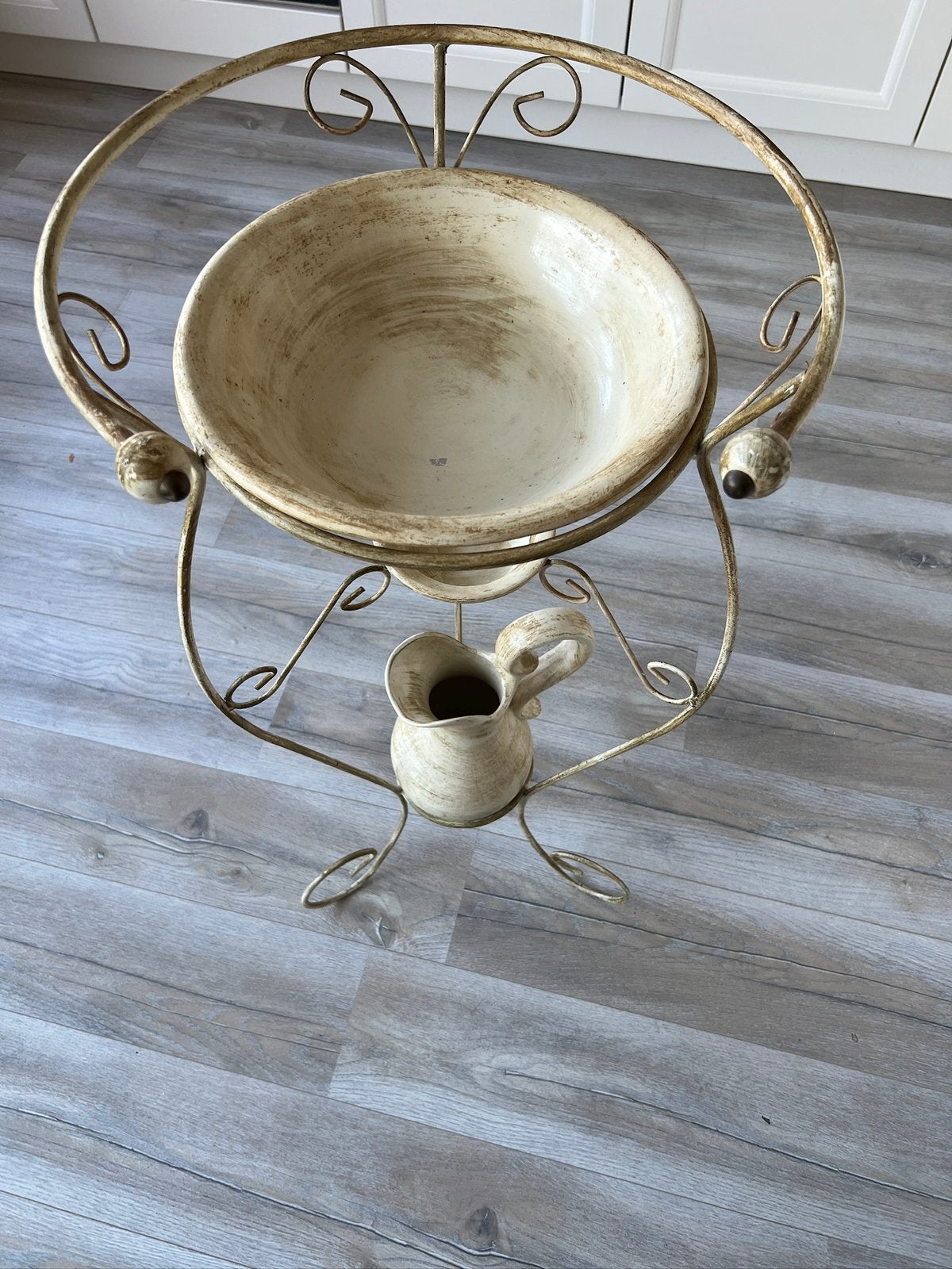 Prachtig deze etagère voor in de tuin of in huis in de hal, Ophalen of Verzenden, Zo goed als nieuw