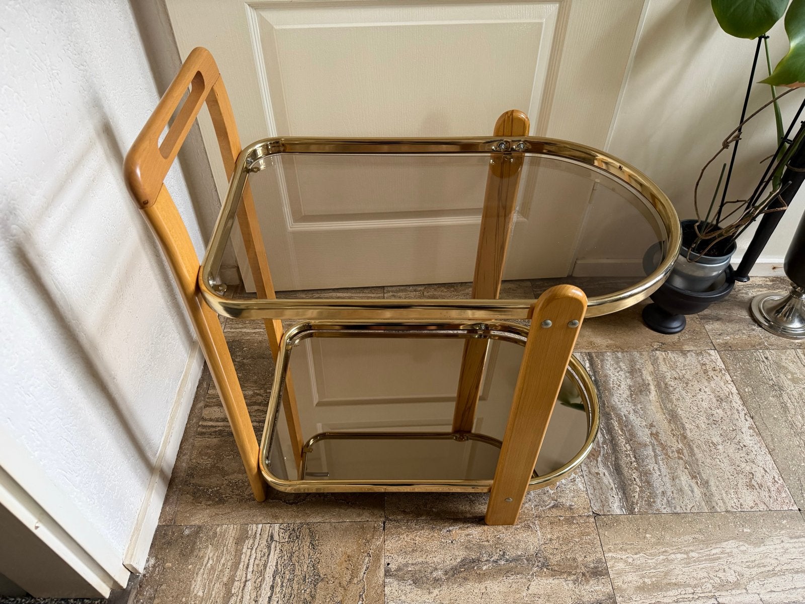 Vintage serveerwagen met messing en glas, Ophalen