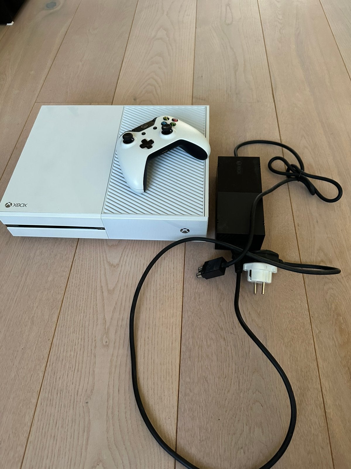 Xbox One Console met controller - weinig gebruikt, 500 GB, Xbox One, Ophalen of Verzenden, Zo goed als nieuw