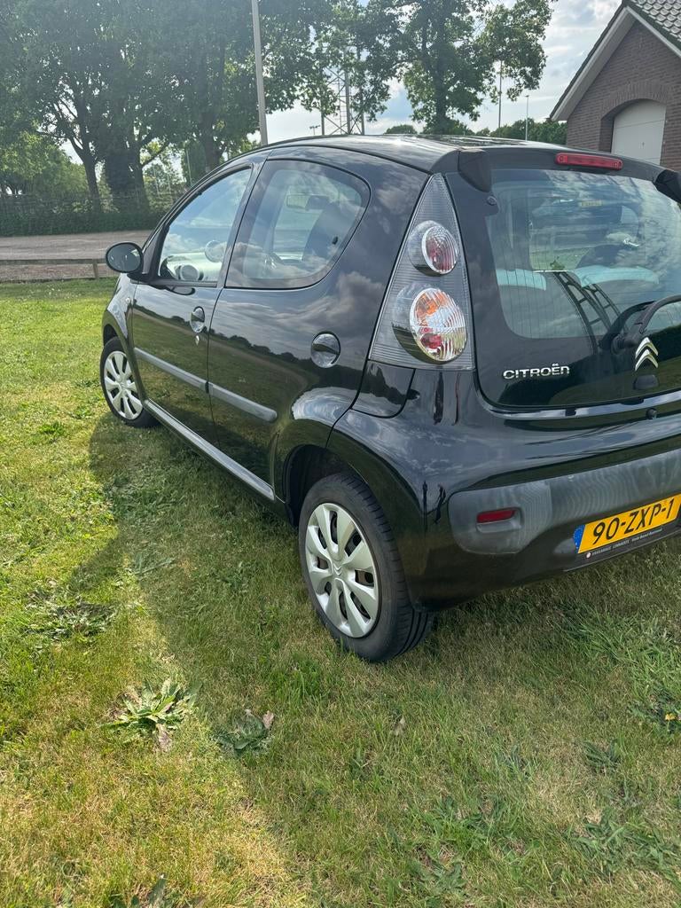 Citroën C1 1.0i 68PK 5D 2013 Zwart, Voorwielaandrijving, 4 stoelen, C1, Origineel Nederlands