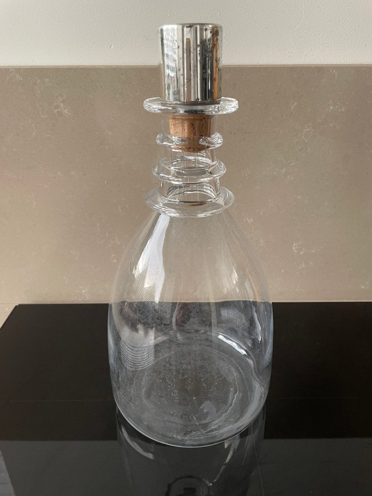 Leuke vintage decanteerkaraf wijnkaraf met verzilverde dop, Antiek en Kunst, Ophalen of Verzenden