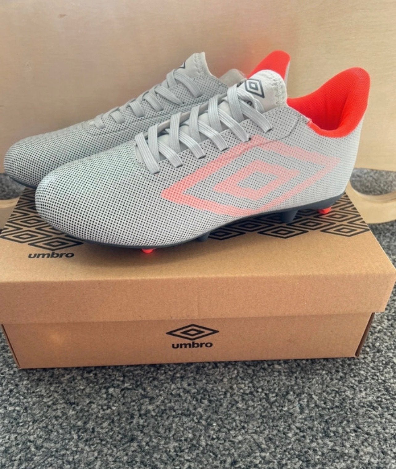 Umbro Velocita Matrix 1.0 FG JNR Voetbalschoenen, maat EU 38, Ophalen of Verzenden, Nieuw, Schoenen