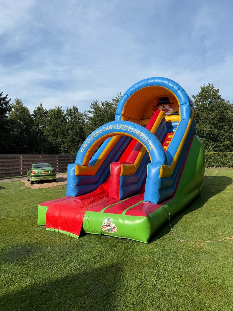 Luchtkussen met glijbaan / Springkussen te huur, Ophalen, Gebruikt, Verjaardag