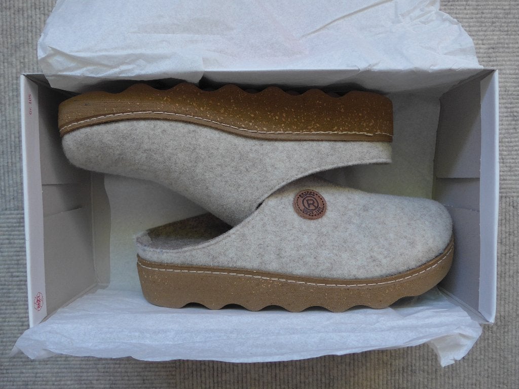 Rohde dames slipper /  pantoffel maat 39 zgan, Rohde, Ophalen of Verzenden, Zo goed als nieuw, Pantoffels of Sloffen