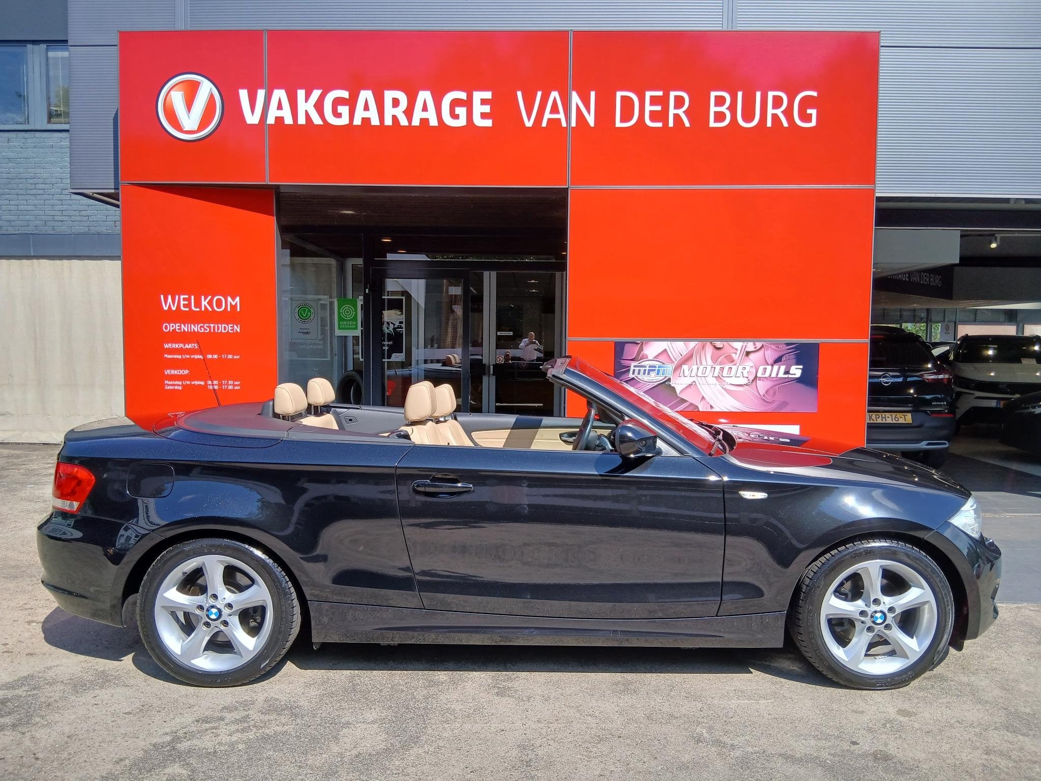 BMW 1-serie Cabrio 118i Exclusive Edition, 1-Serie, 4 stoelen, Zwart, Leder
