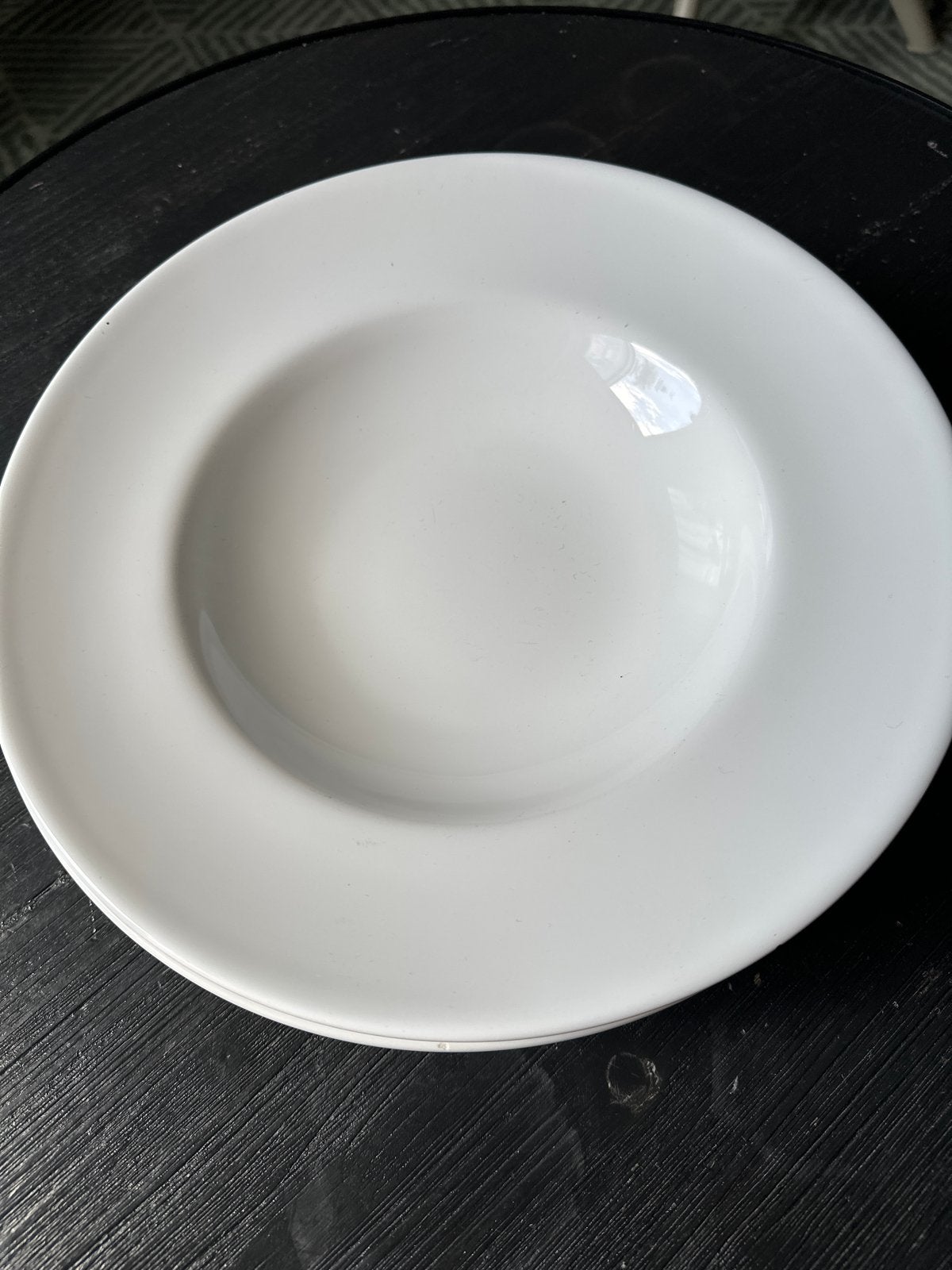 2 Diepe Borden van de Bijenkorf - 29 cm doorsnee, 5 cm diep, Huis en Inrichting, Overige merken, Ophalen of Verzenden, Zo goed als nieuw