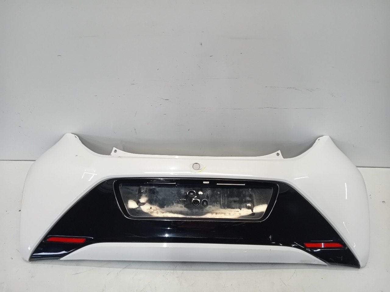 Bumper achter Toyota Aygo, Auto-onderdelen, Onderdelen@venauto.nl, Van der Ven Autorecycling B.V., Gebruikt, Ettenseweg 76, 4706 PB Roosendaal, The Netherlands