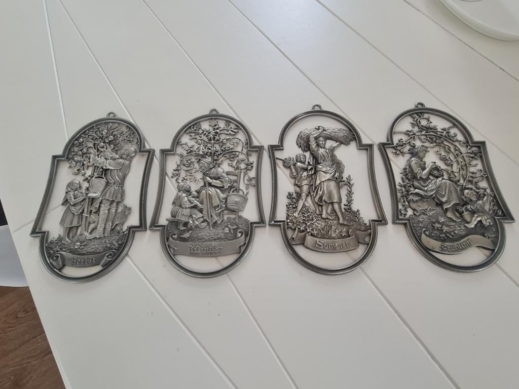 Set van 4 tinnen wandplaten 'De Vier Jaargetijden', Antiek en Kunst, Ophalen of Verzenden