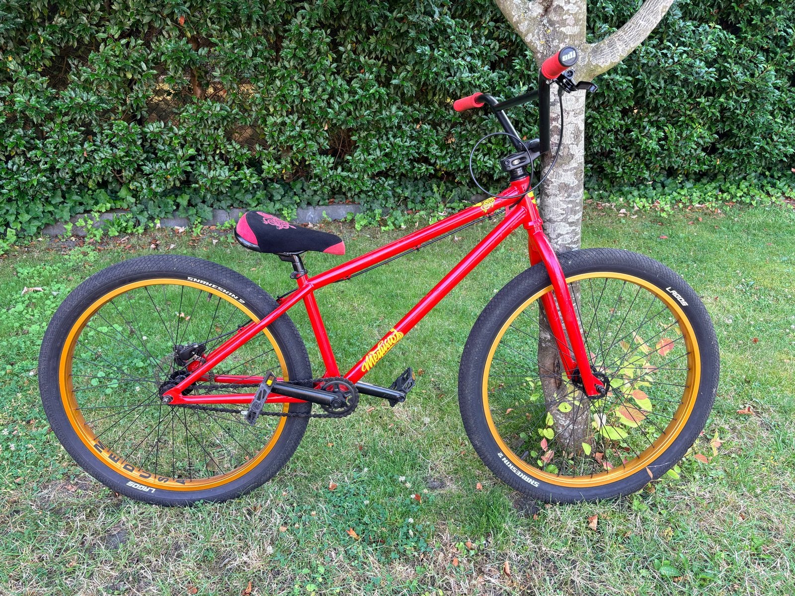 Mafia Bikes Medusa 26 inch - Rood/Goud, Ophalen, 24 inch of meer, Gebruikt, Staal