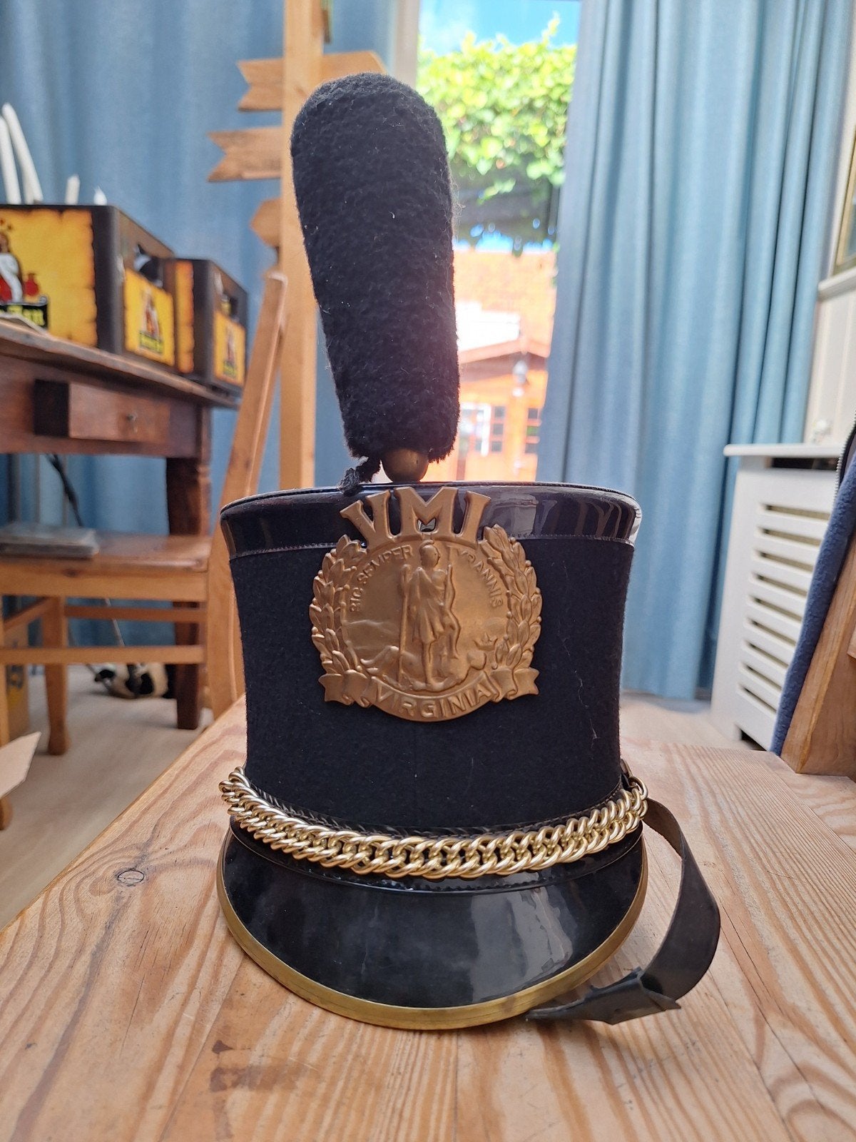 Vintage VMI Shako Hoed met Medaillon en Ketting, Ophalen of Verzenden