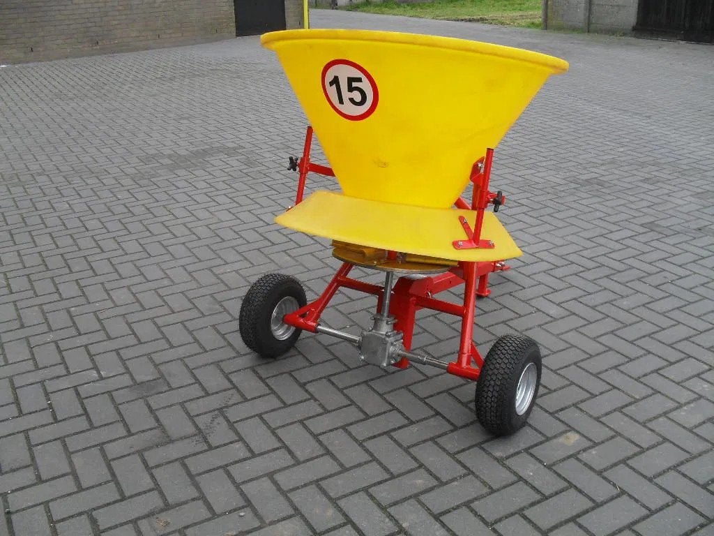 Jar-Met Wielaangedrven / getrokken Kunstmest en zout strooie, Overige, Gewasbescherming en Bemesting