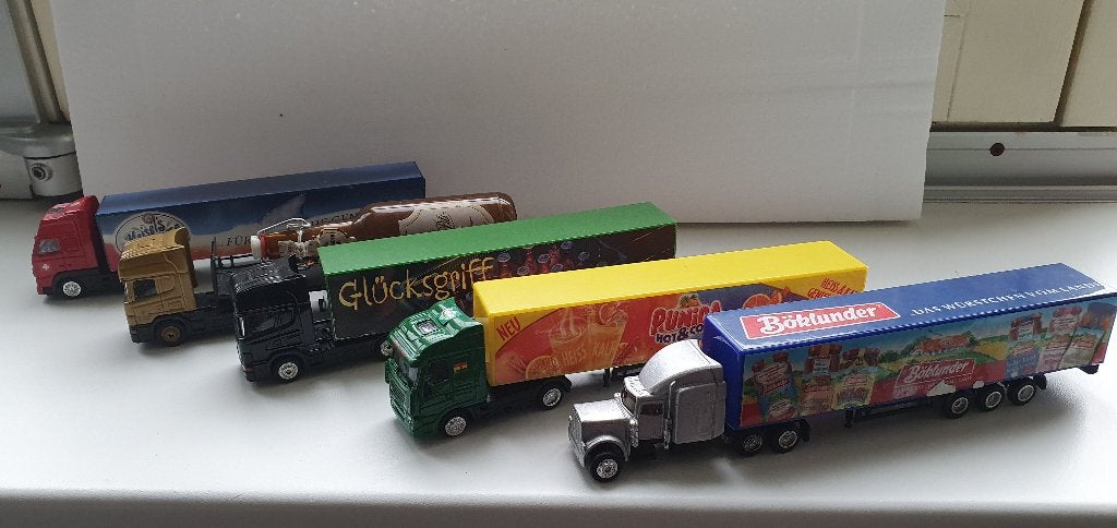 5 vrachtwagens schaal 1:87 voor HO spoorbaan, Ophalen of Verzenden, Gebruikt, Bus of Vrachtwagen, Overige merken