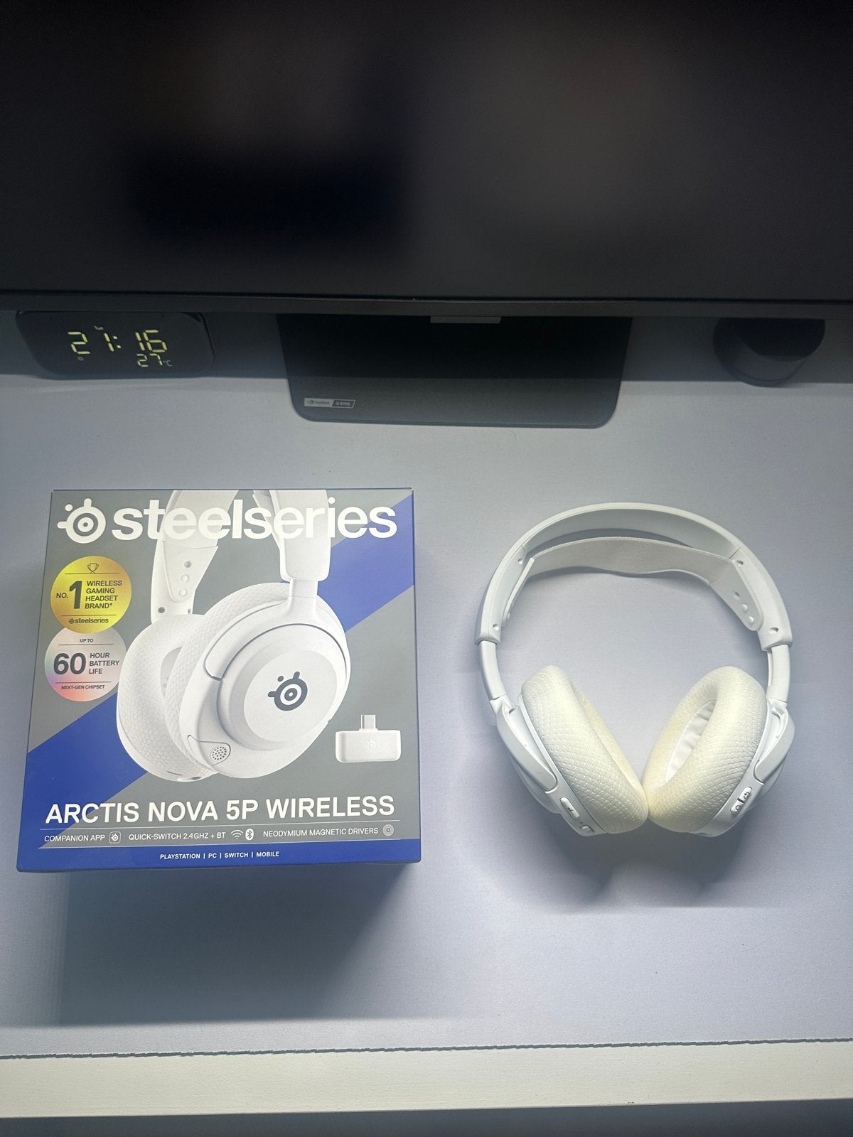 Steelseries Arctis nova 5p, Overige merken, Ophalen of Verzenden, Zo goed als nieuw, Over oor (circumaural)
