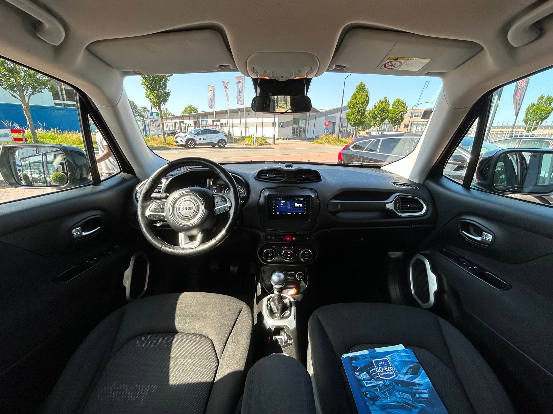 Jeep Renegade 1.4 MultiAir Night Eagle Cruise|CAM|Carplay!, Auto's, Jeep, Voorwielaandrijving, Stof, 4 cilinders, Met garantie (alle)