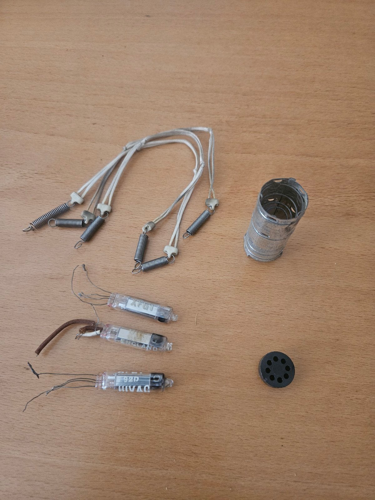 Oude radiobuizen onderdelen en HIVAC buisjes, Ophalen of Verzenden, Gebruikt