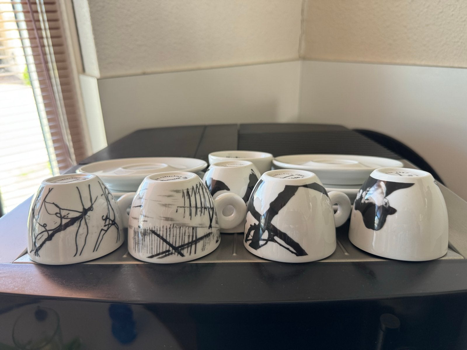 Illy Collection Espresso Kopjes met Schotels - 6 Stuks, Huis en Inrichting, Keuken | Servies, Ophalen of Verzenden, Zo goed als nieuw