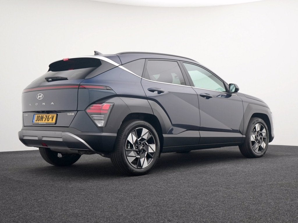 Hyundai KONA 1.6 GDI HEV Premium | Leer | 360 camera | 4x st, Dealer onderhouden, Gebruikt, Blauw, 1110 kg