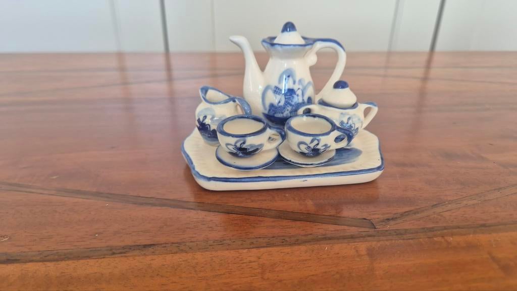 Miniatuur Delfts Blauw Serviesje - Handgeschilderd Holland, Antiek en Kunst, Ophalen