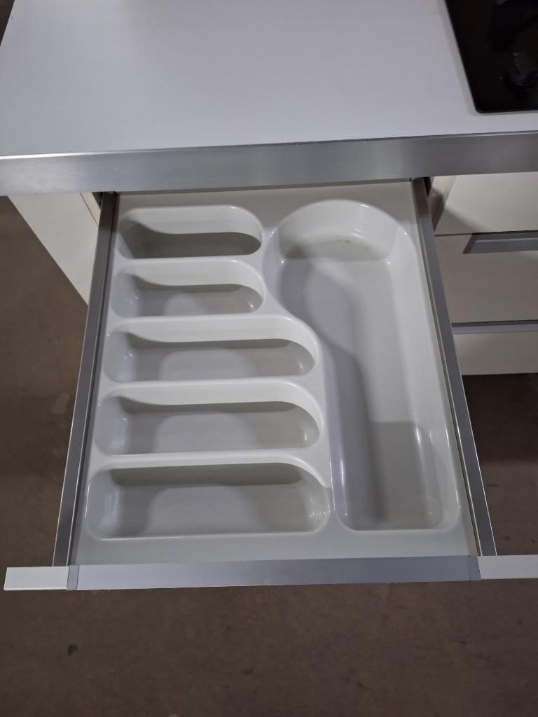 Keuken Compleet 2914 is nu afgeprijsd van €2499 naar €2199, Ophalen of Verzenden, Zo goed als nieuw, Hoekkeuken, Met kookeiland