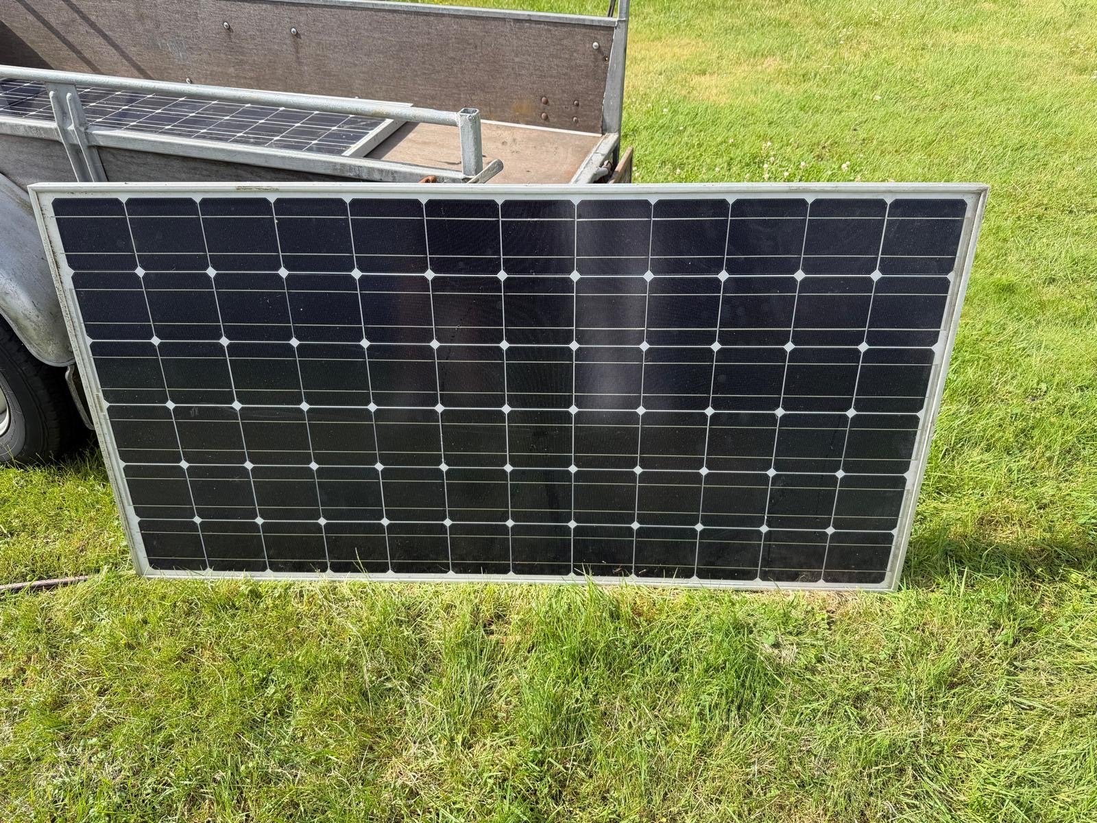 Zonnepanelen 14x + Solarmax omvormer, Ophalen, Gebruikt, Compleet systeem, 100 tot 200 wattpiek