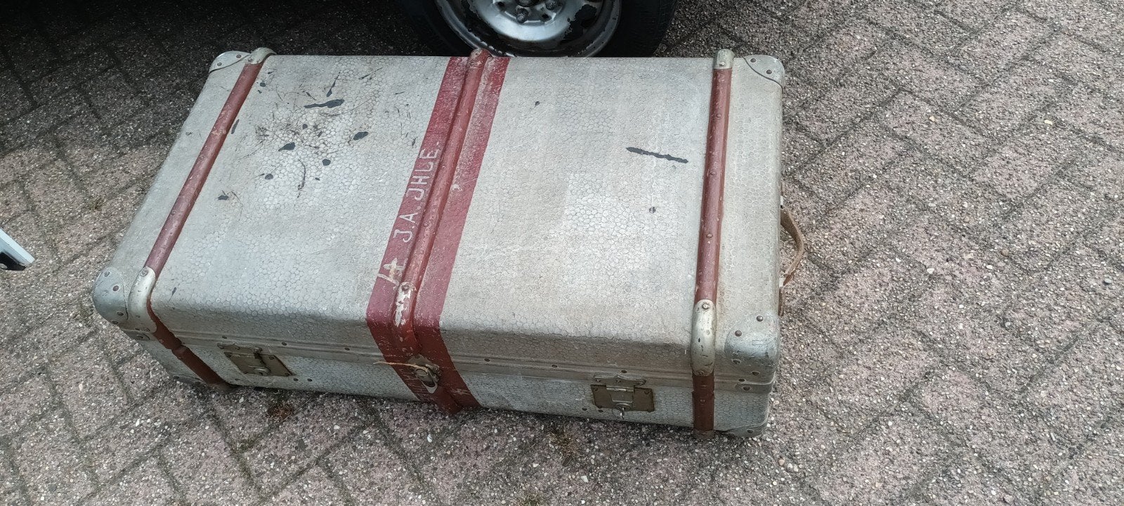 Grote oude aluminium koffer of scheepskist, Huis en Inrichting, Woonaccessoires | Kisten, Ophalen, Gebruikt