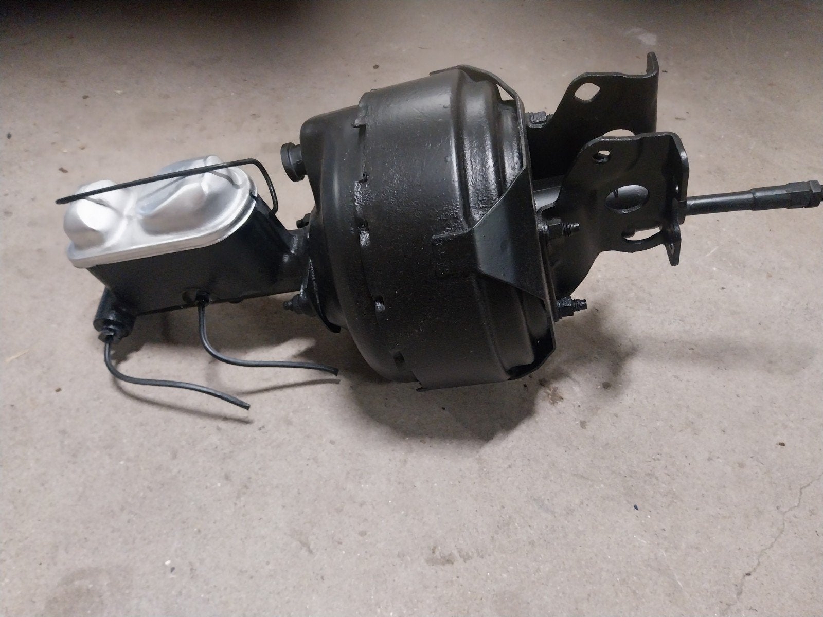 Hoofdrembekrachtiger Ford F-100 met originele steun, Auto-onderdelen, Ophalen of Verzenden, Gebruikt, Ford USA