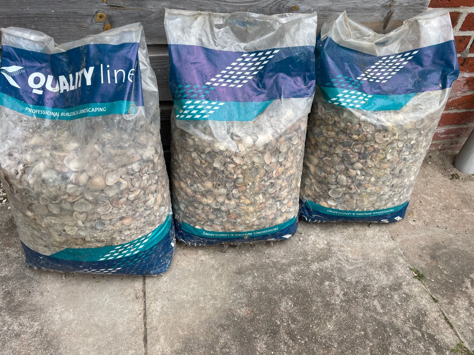 3 zakken schelpen á 17 lt. nieuw, Ophalen, Nieuw
