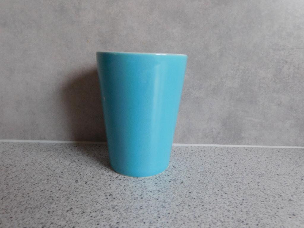 Melkbeker New Bone China Blauw Premier Hema, Ophalen of Verzenden, Zo goed als nieuw, Overige stijlen, Kop(pen) en/of Schotel(s)