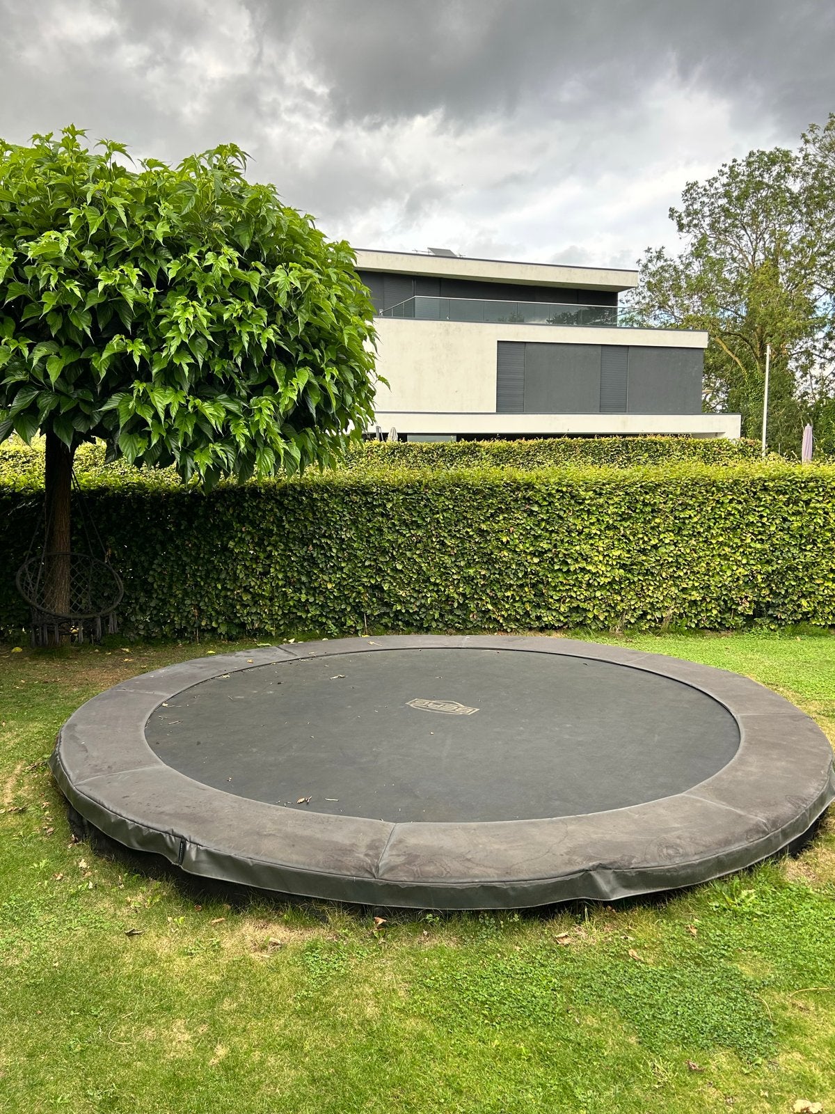 BERG InGround Favorit Trampoline 380 cm, Kinderen en Baby's, Speelgoed | Buiten | Trampolines, Ophalen of Verzenden, Gebruikt