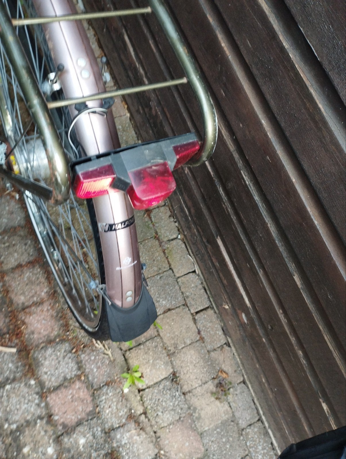 Opknapper herenfiets:slot, verlichting ,bijna nieuw zadel, Fietsen en Brommers, Fietsen | Heren | Herenfietsen, Ophalen, Gebruikt