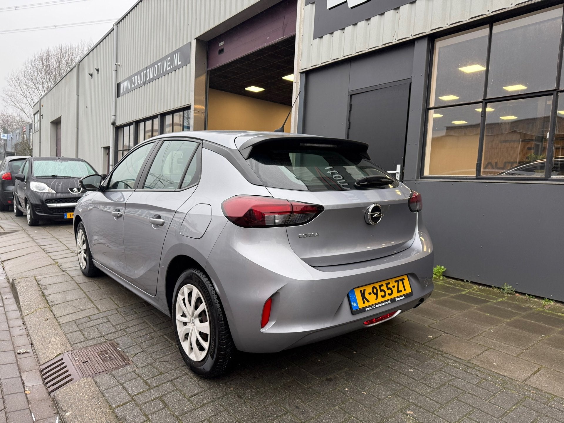 Opel Corsa 1.2 Edition Grijs 2020, Auto's, Voorwielaandrijving, Euro 6, 1199 cc, Bedrijf