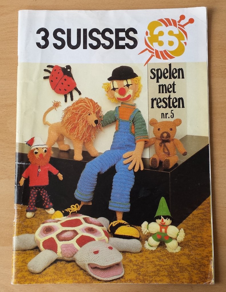 3 Suisses - Spelen met Resten nr.5 - 1981/82 - haken+breien, Gebruikt, Breien of Haken, Ophalen of Verzenden, 3 Suisses