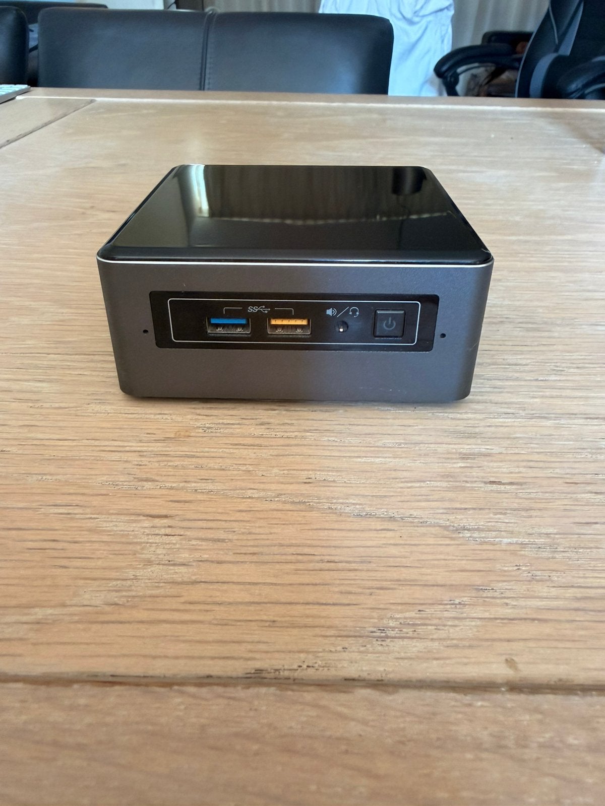 Intel NUC7i5BNH — i5-7260U / 8GB / 250GB Samsung NVMe, 2 tot 3 Ghz, 8 GB, Ophalen of Verzenden, Zo goed als nieuw